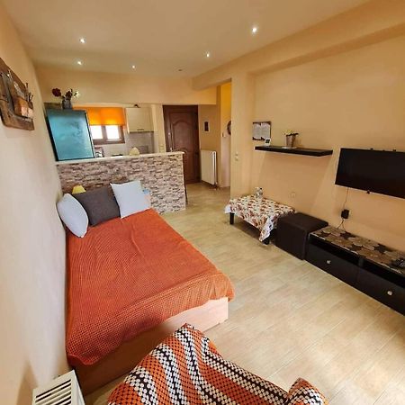 Loukia'S Studios And Apartments Paramonas  Ngoại thất bức ảnh
