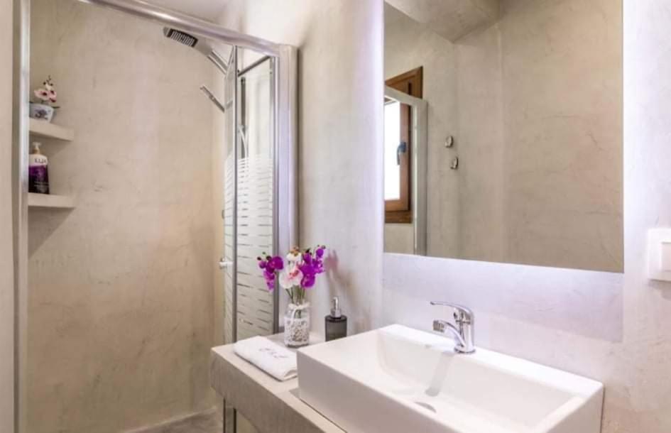 Loukia'S Studios And Apartments Paramonas  Ngoại thất bức ảnh