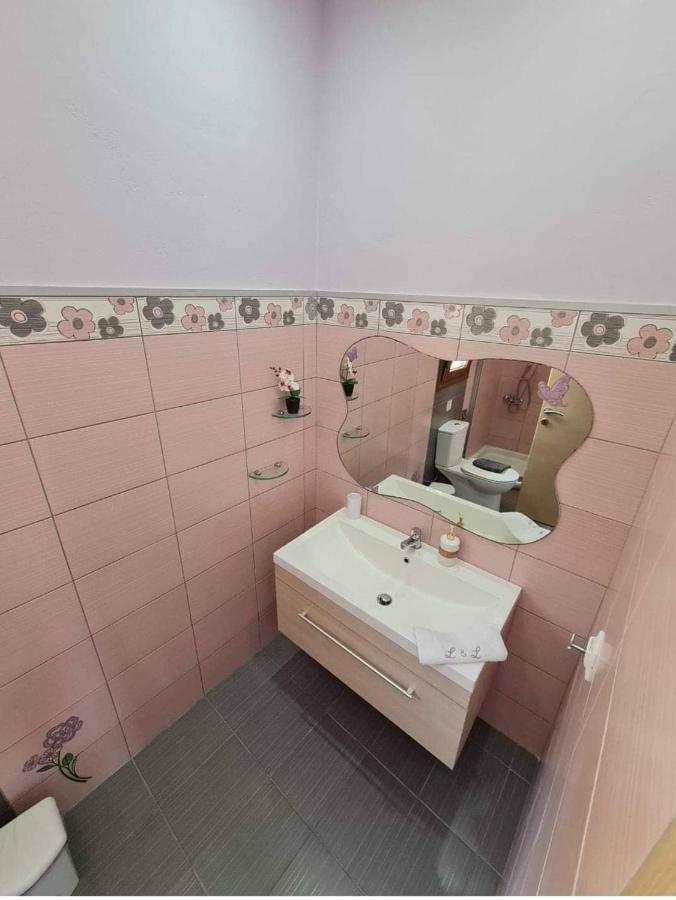 Loukia'S Studios And Apartments Paramonas  Ngoại thất bức ảnh