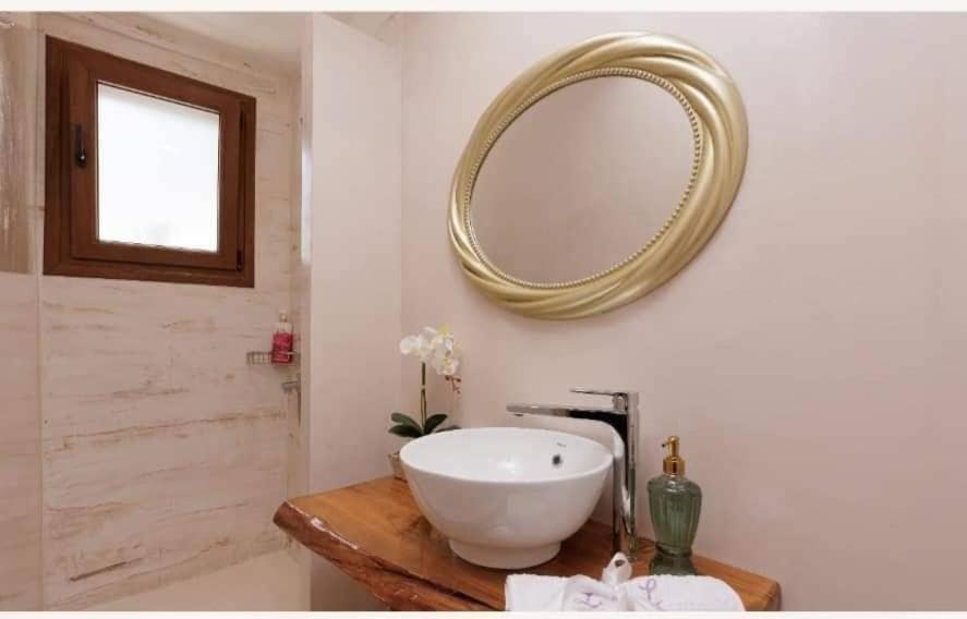 Loukia'S Studios And Apartments Paramonas  Ngoại thất bức ảnh